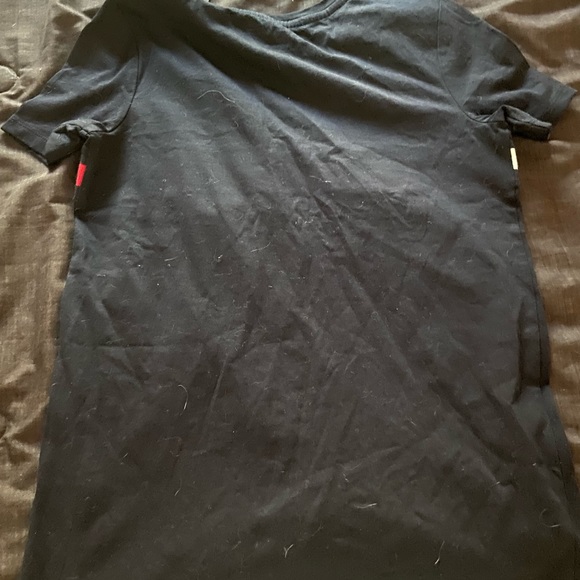 shirt - Picture 2 of 3